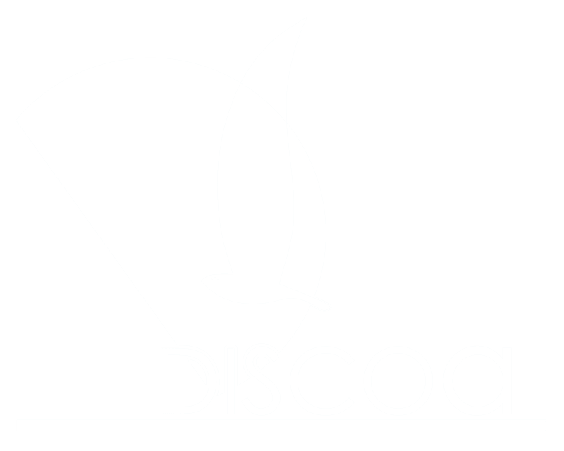 Logotipo en blanco y negro con una forma circular y una figura estilizada de un ave sobre el texto DISCOA - Discoa
